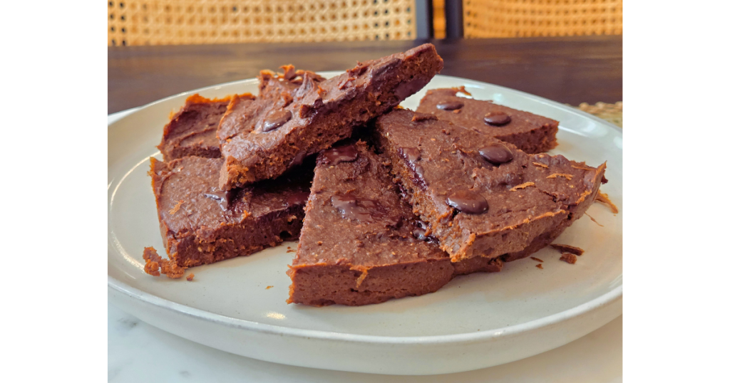 High-Protein Chocolate Fudge (That Taste Too Good to Be This Healthy)